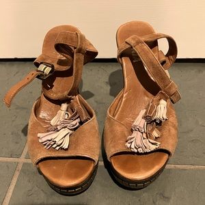 Anthropologie Wedge Suede Fringe Platform Sandals Size 37